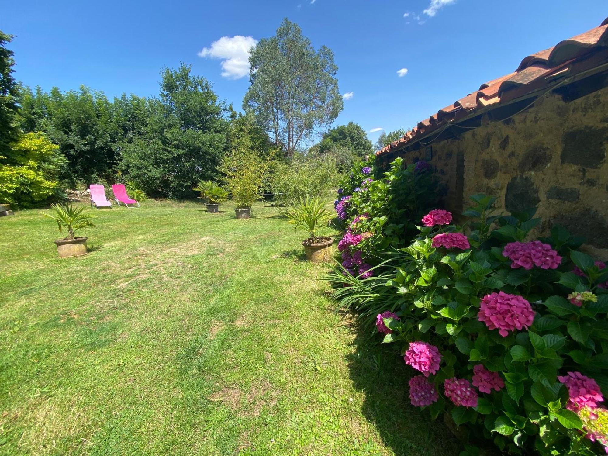 Bed and Breakfast La Frapperie La Pommeraie-sur-Sevre Екстер'єр фото
