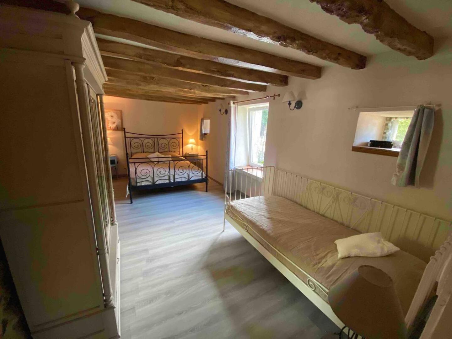 Bed and Breakfast La Frapperie La Pommeraie-sur-Sevre Екстер'єр фото